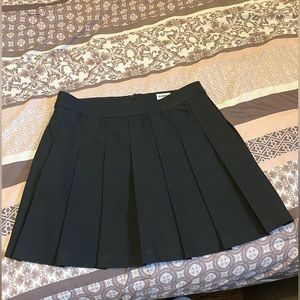 Aritzia Sunday best black pleated mini skirt